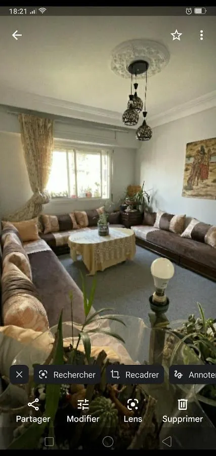 Appartement Partage Situee A Peu Pres Dix Minutes De La Plage Casablanca Apartment