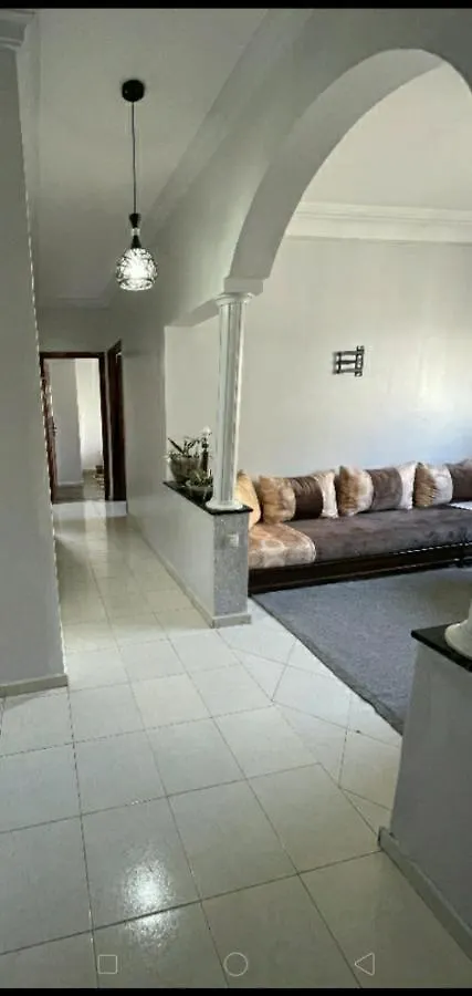 Apartment Appartement Partage Situee A Peu Pres Dix Minutes De La Plage Casablanca Morocco